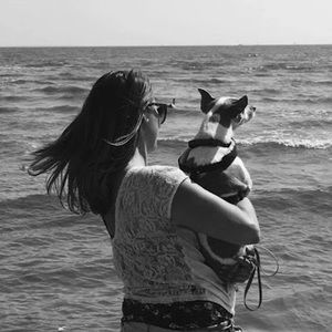 Meet your Posher, Hollie